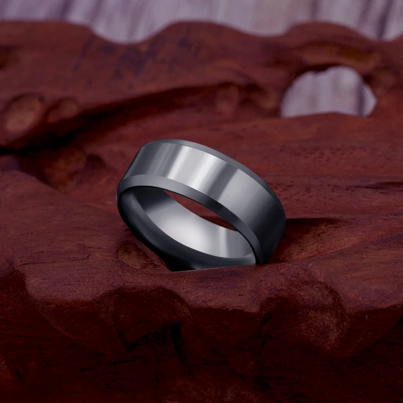 Lucentelli Midnight Smooth Ring