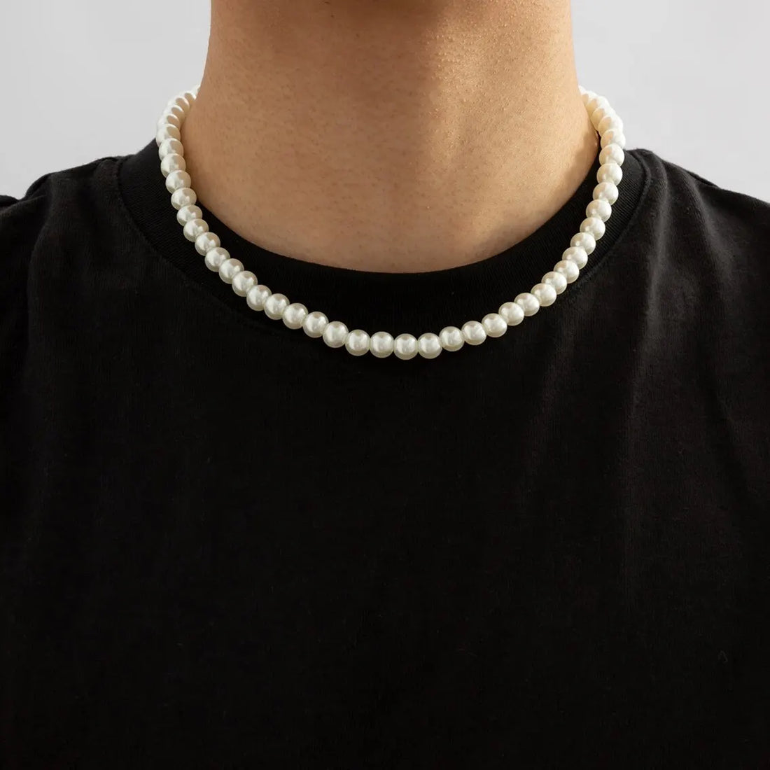 Lucentelli Pearl Edge Choker Necklace