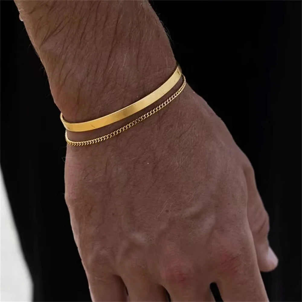 Lucentelli Gold Minimal Cuff